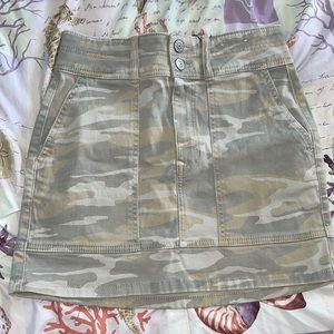 NWT express camo Jean skirt